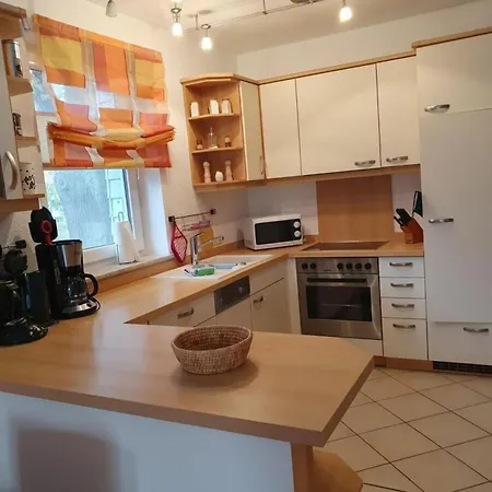 Semesterbostad 5 In Lindenstrasse